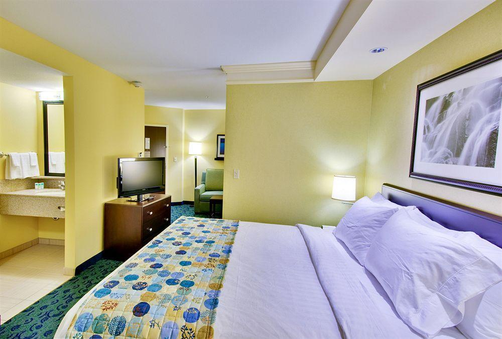 Springhill Suites By Marriott Corona Riverside Екстер'єр фото