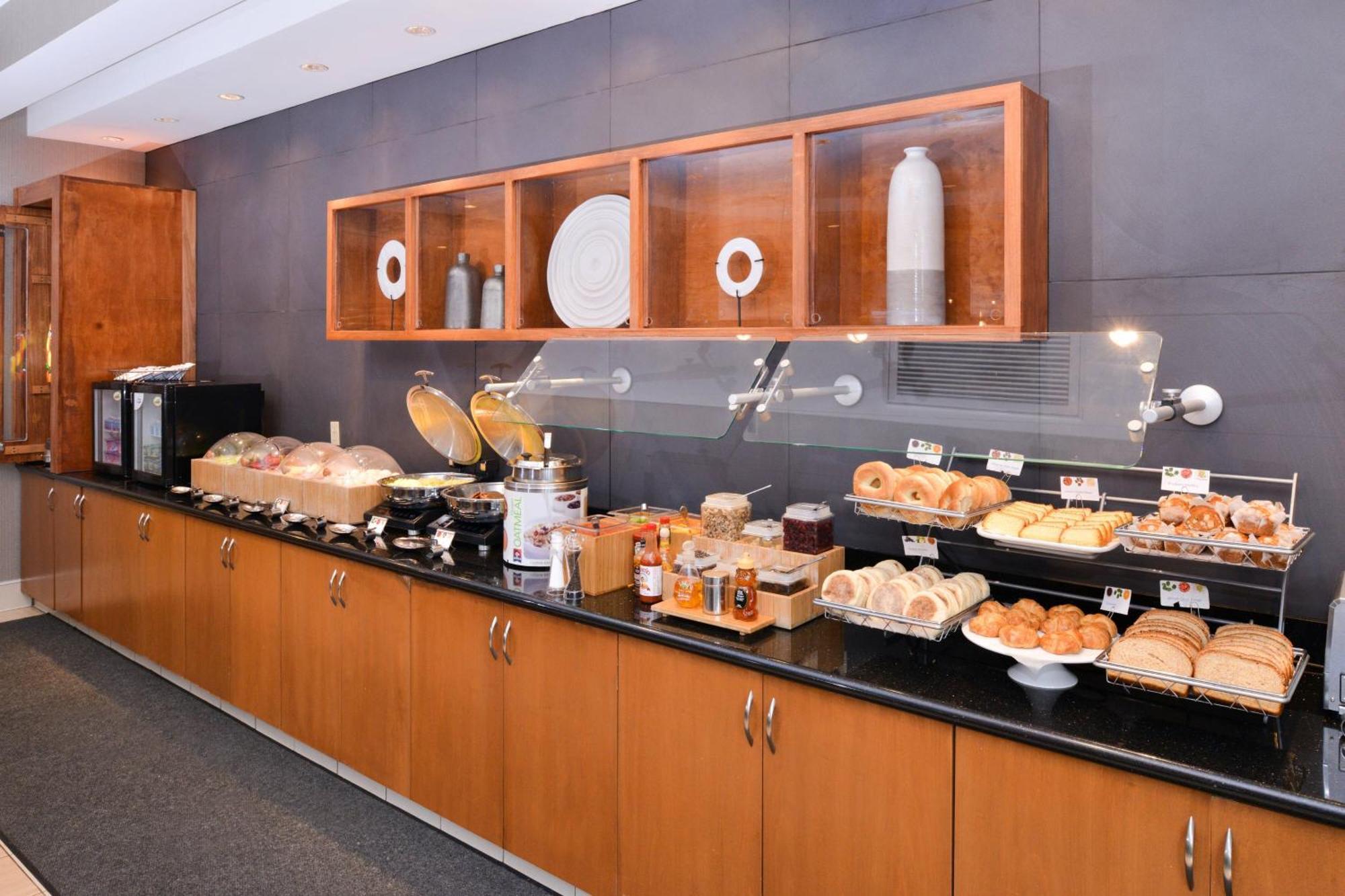 Springhill Suites By Marriott Corona Riverside Екстер'єр фото