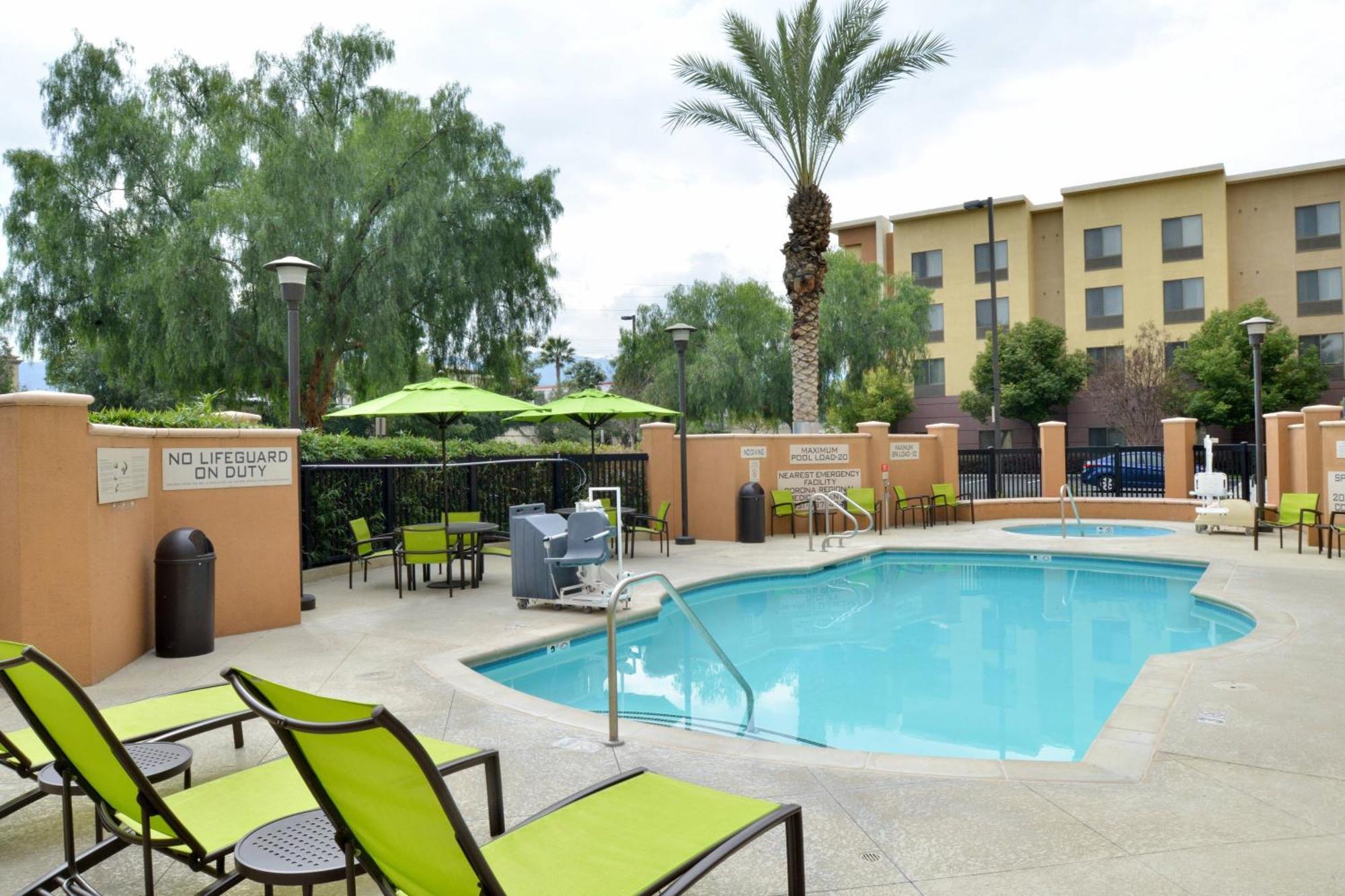 Springhill Suites By Marriott Corona Riverside Екстер'єр фото