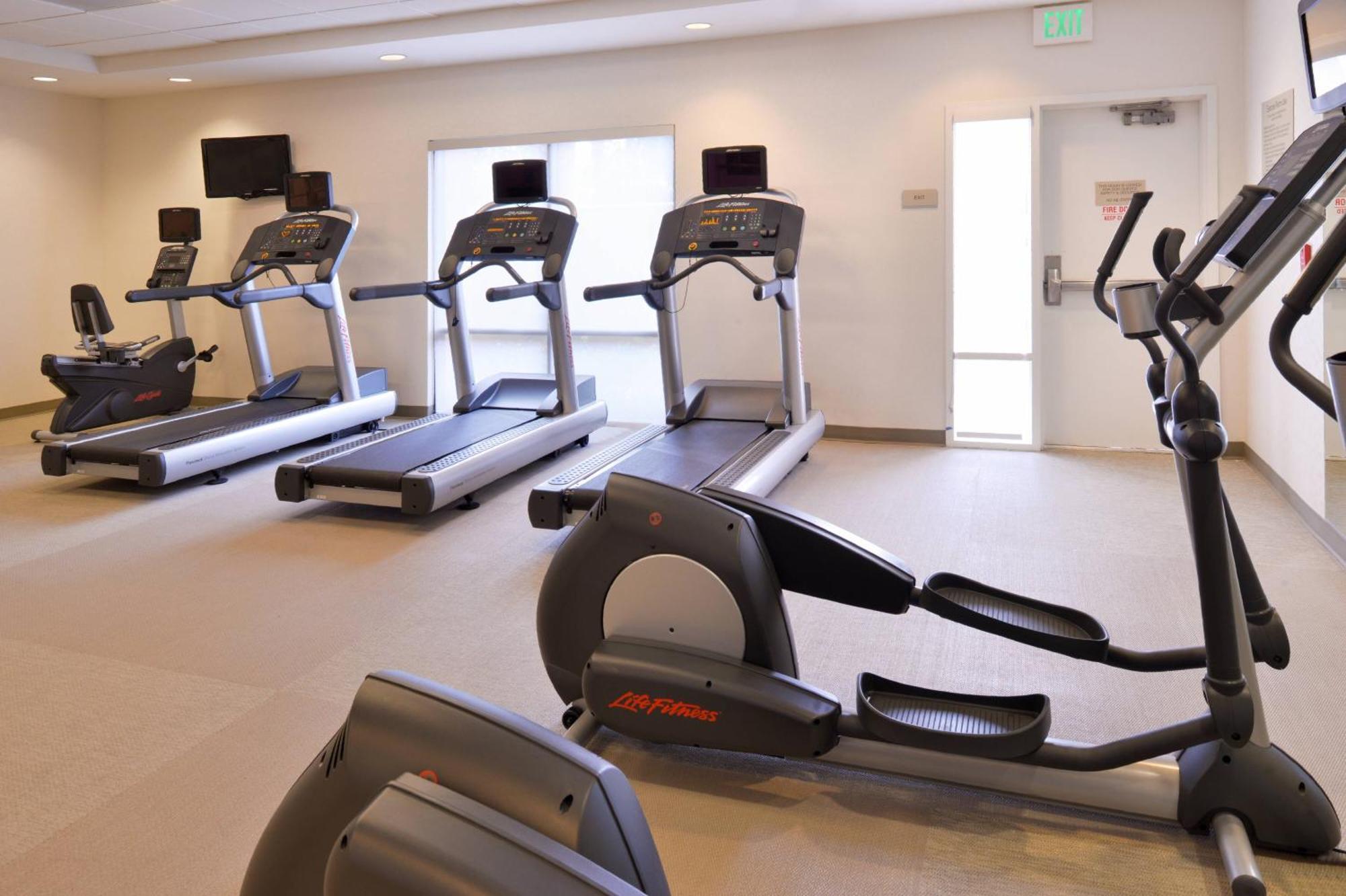 Springhill Suites By Marriott Corona Riverside Екстер'єр фото