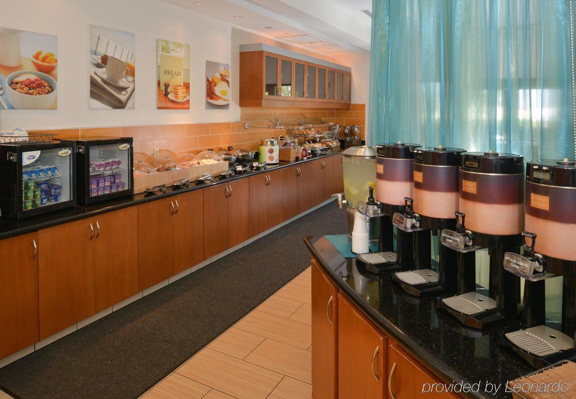 Springhill Suites By Marriott Corona Riverside Екстер'єр фото