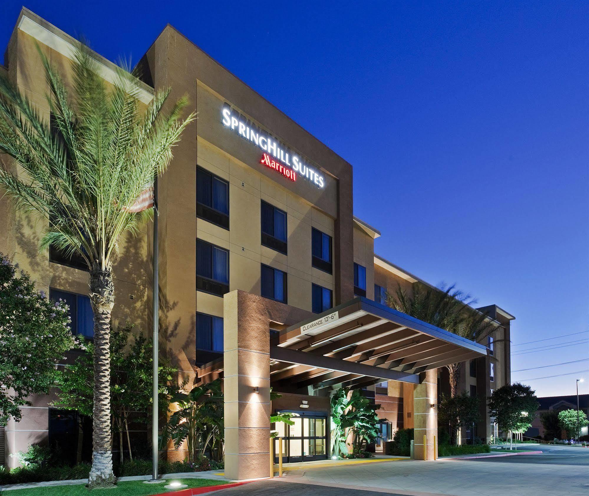 Springhill Suites By Marriott Corona Riverside Екстер'єр фото